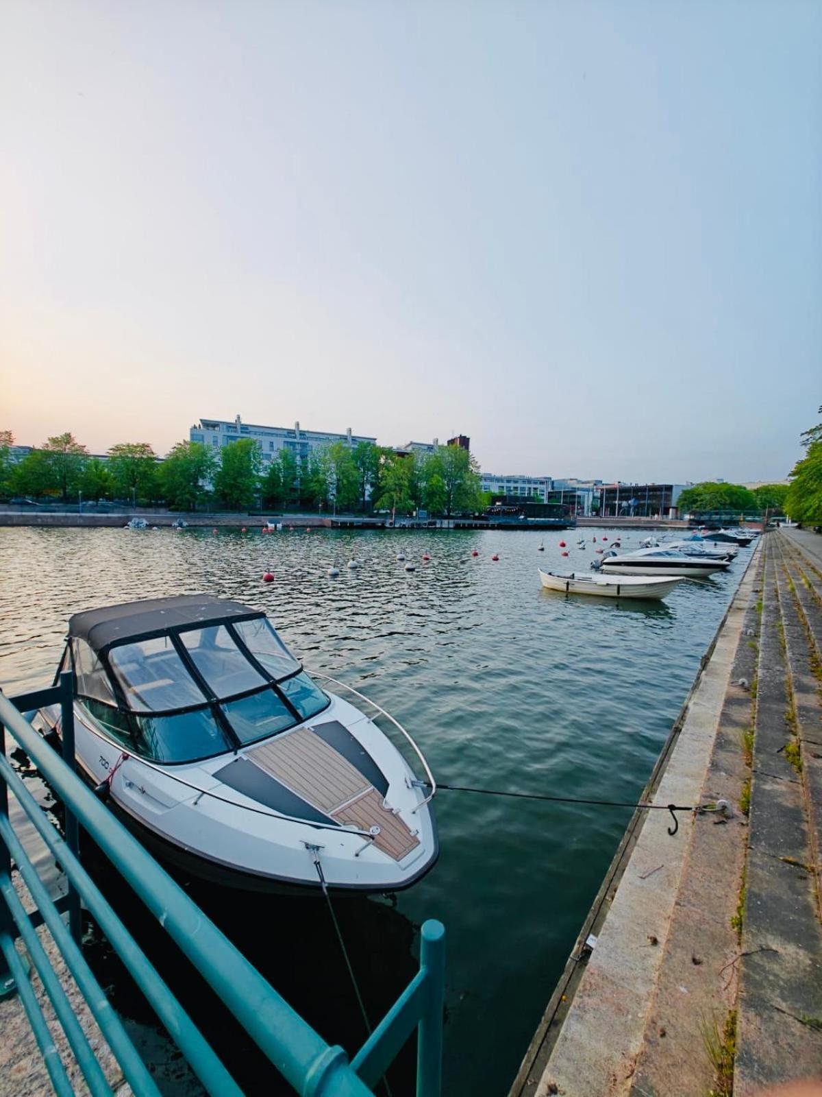 Spacious City Retreat With Private Sauna Helsinki Esterno foto
